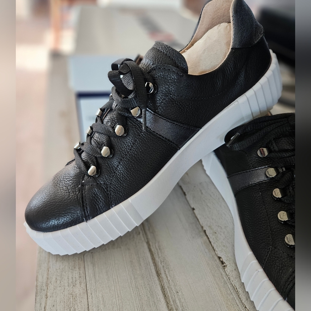 NIB Romika Montreal S 04 Black Leather Sneaker 38 7-7.5